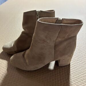 Zigi Soho Tan Ankle Booties